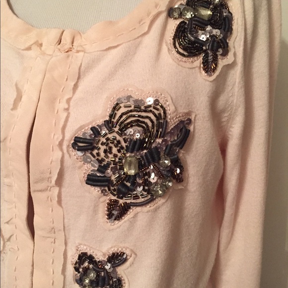 BODEN SWEATER CARDIGAN CROPPED PINK EMBELLISHED FLOWER 3/4 SLEEVE S fit Tagged 8 - Picture 2 of 8